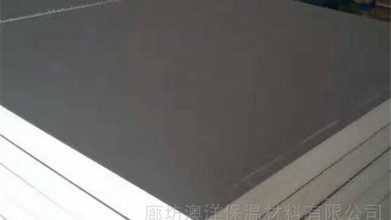 泳池防水胶膜与瓷砖防水区别：性能与施工解析